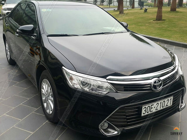 Cho thuê xe Toyota Camry theo tháng