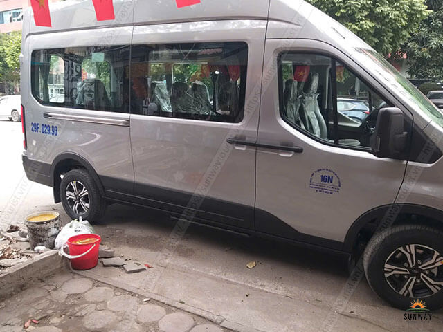 Dịch vụ cho thuê xe 16 chỗ nóc cao 2026 chất lượng, giá rẻ nhất Hà Nội