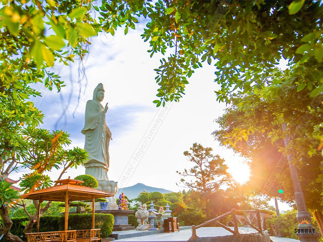 Bảng Giá Thuê Xe Đi Chùa Ba Vàng Từ Hà Nội Mới Nhất 2026