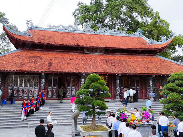 Bảng giá thuê xe đi đền Đông Cuông mới nhất 2026