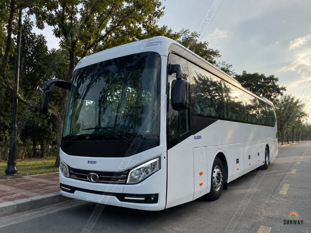 Giá thuê xe Bluesky 45 chỗ rẻ nhất Hà Nội