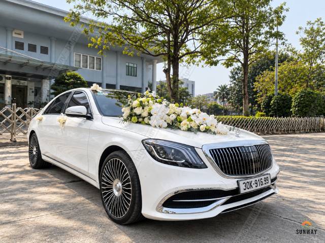 Cho thuê xe cưới Maybach sang trọng Hà Nội
